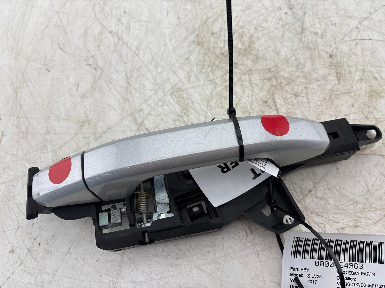 2015-2019 Chevrolet Silverado 2500 Front Right Door Exterior Handle OEM