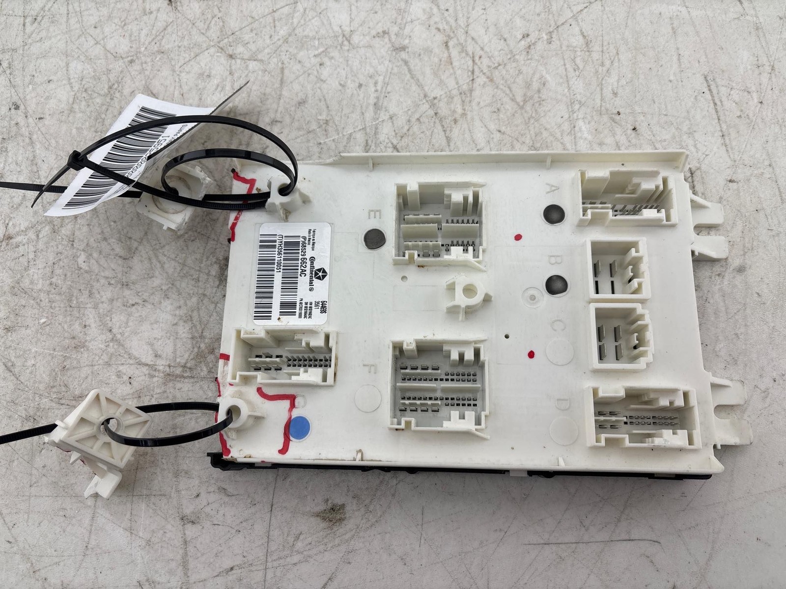 2022 Chrysler Pacifica Body Control Module Unit BCM OEM 68529662AC