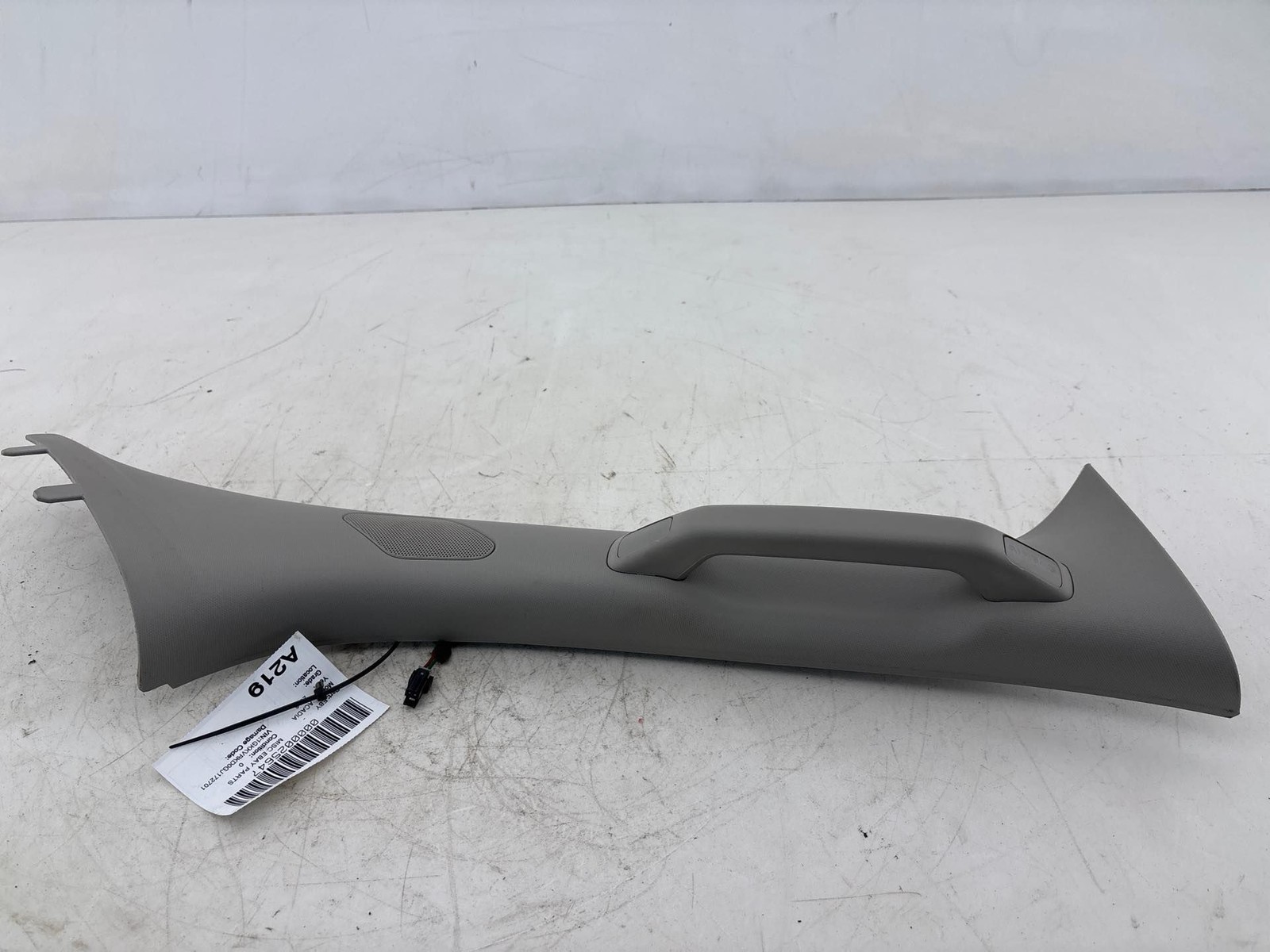 2007 - 2017 GMC Acadia Front Right Passenger Side A Pillar Trim Cover Panel OEM