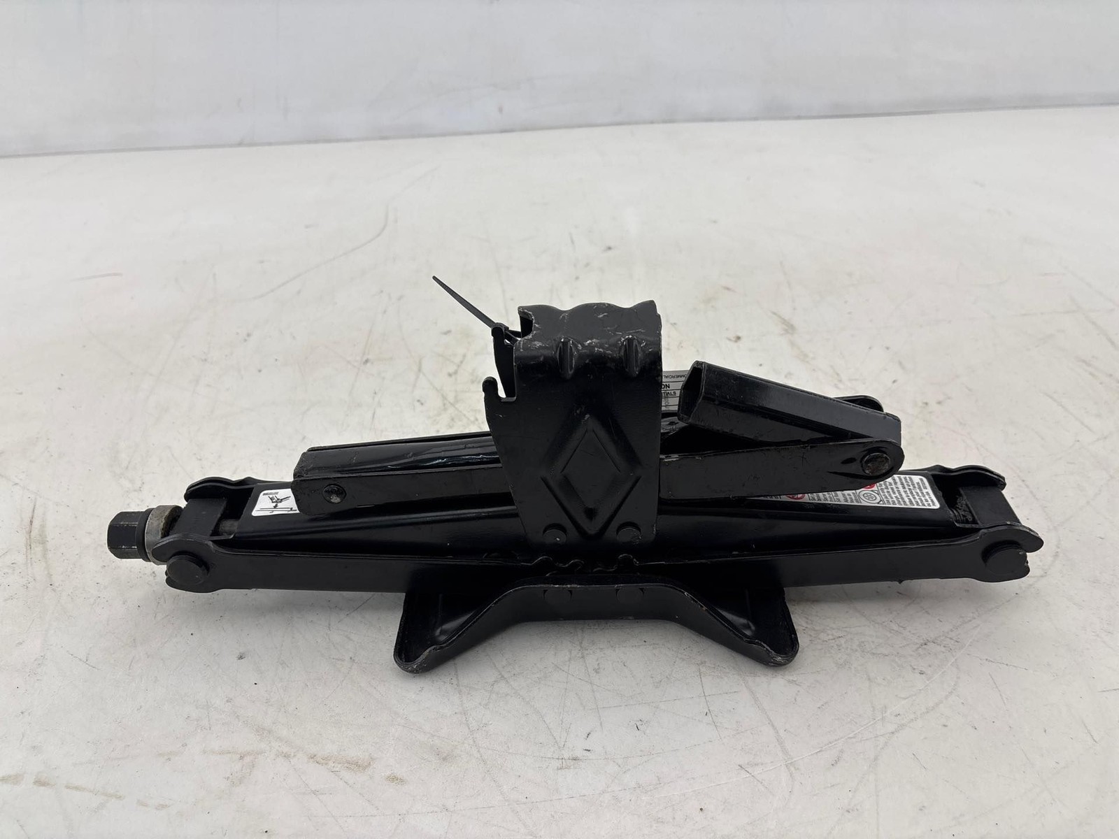 2007 - 2017 GMC Acadia Emergency Spare Tire Wheel Scissor Jack OEM
