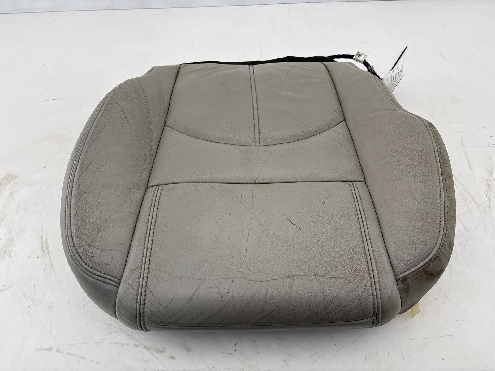 2015 - 2017 GMC Acadia Front Right Passenger Lower Seat Bottom Cushion OEM