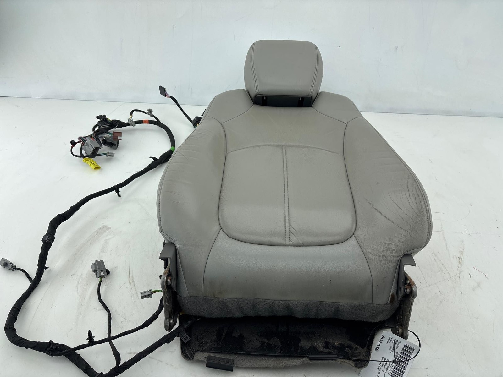 2015 - 2017 GMC Acadia Front Left Driver Seat Upper Cushion OEM