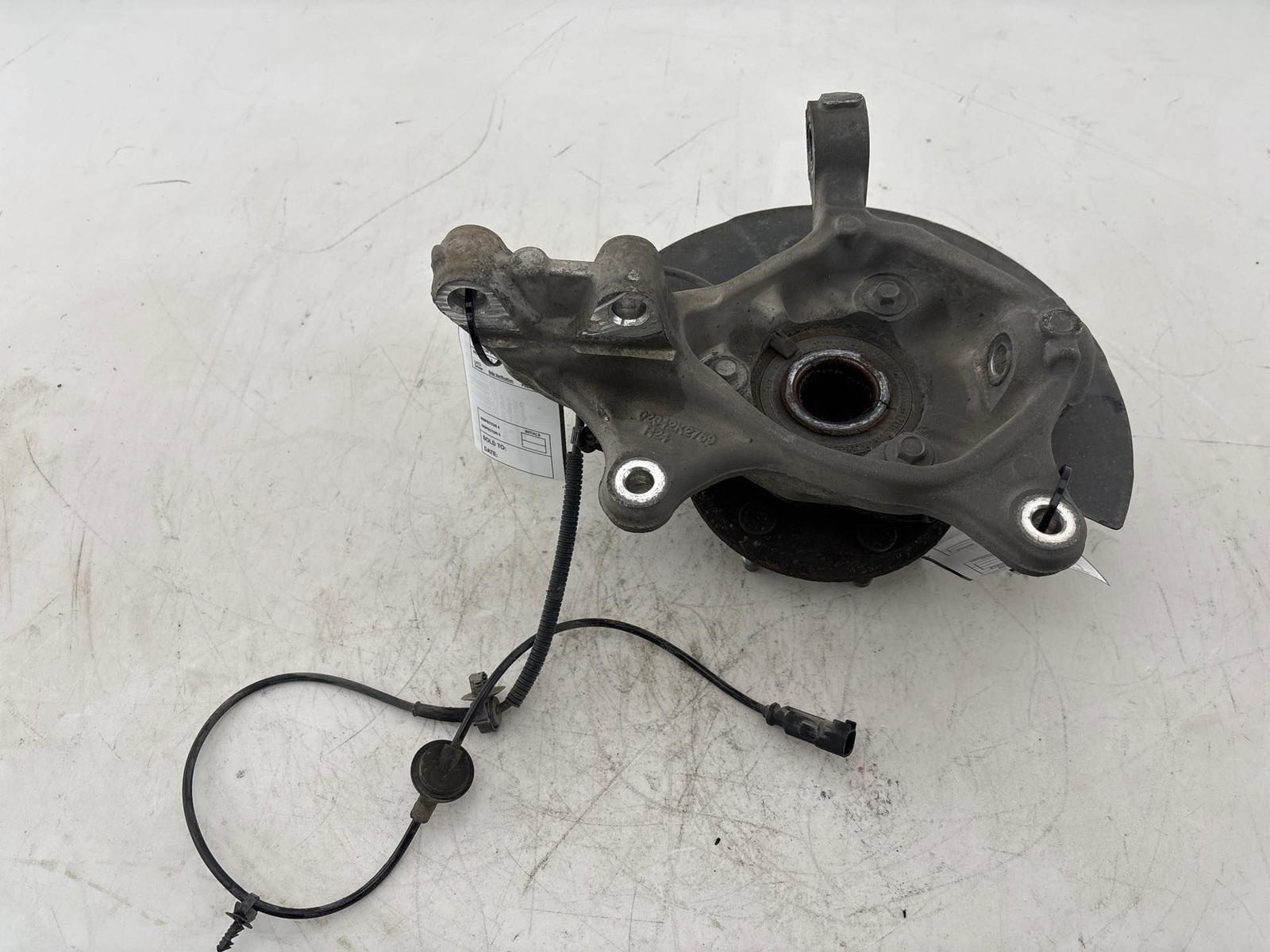 2007 - 2017 GMC Acadia 3.6L Front Right Side Spindle Knuckle & Hub OEM