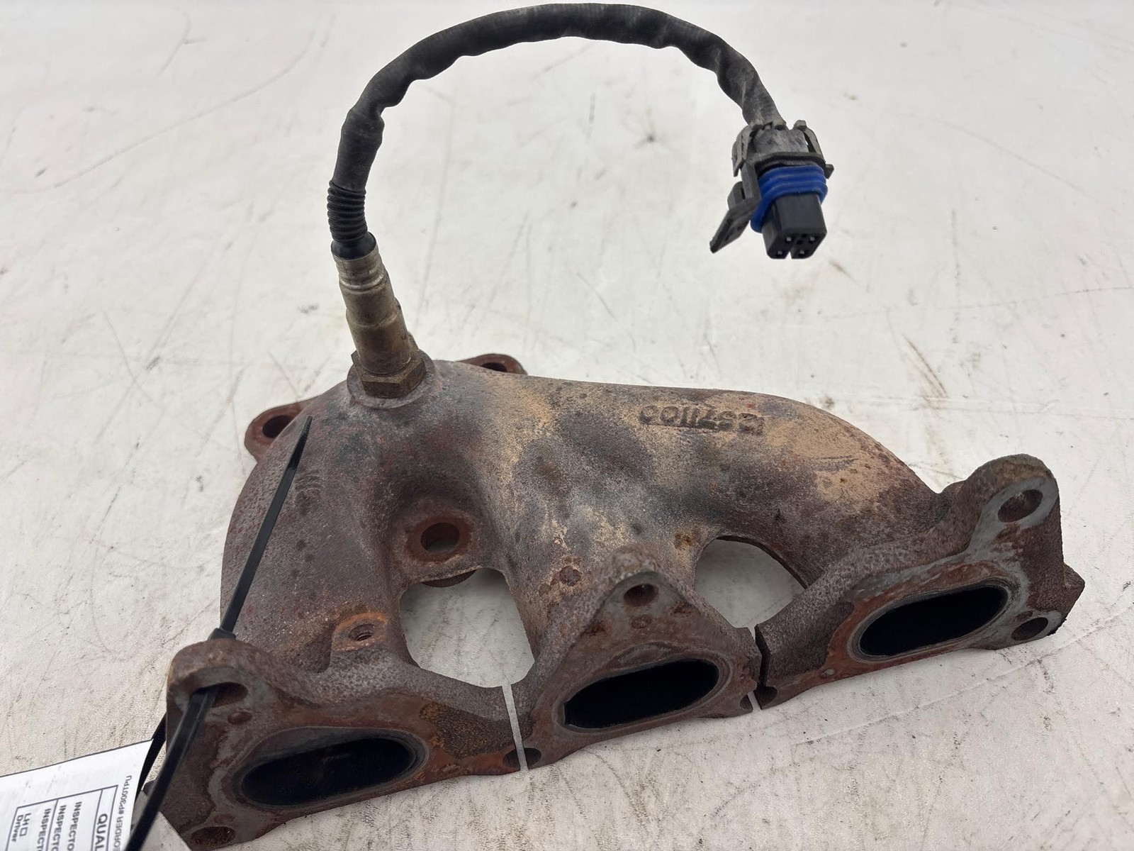2007 - 2017 GMC Acadia 3.6L Front Left Side Exhaust Manifold OEM
