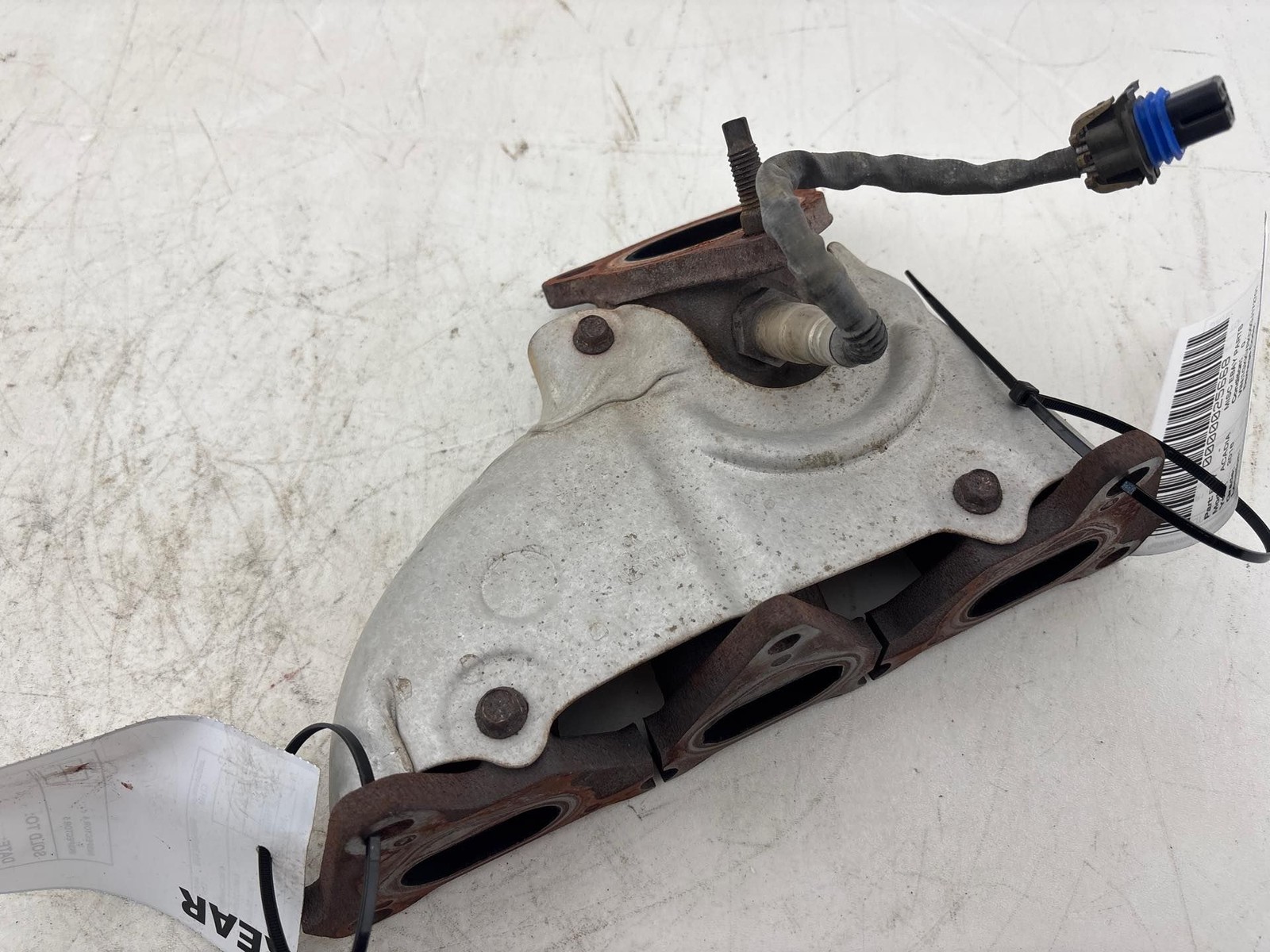 2007 - 2017 GMC Acadia 3.6L Rear Right Exhaust Manifold OEM