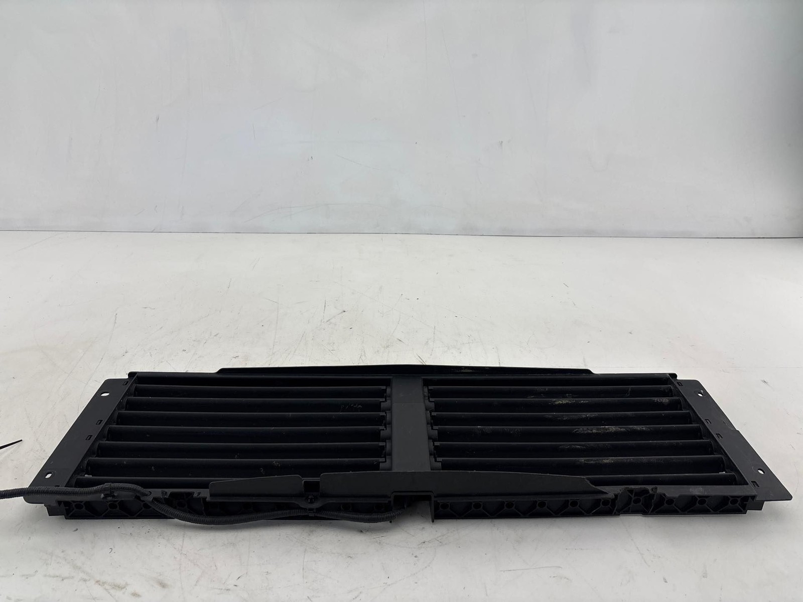2021-2024 Chevrolet Trailblazer Radiator Air Duct Grill Shutter OEM