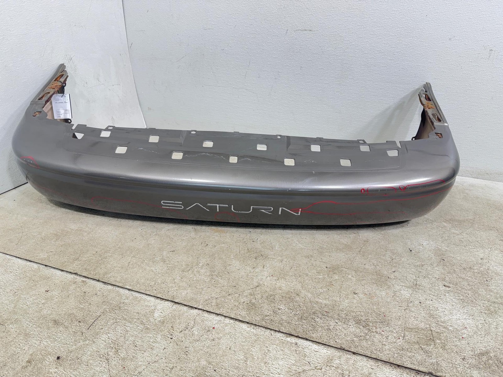 00-01 Saturn Sw2 Rear Bumper Cover Oem