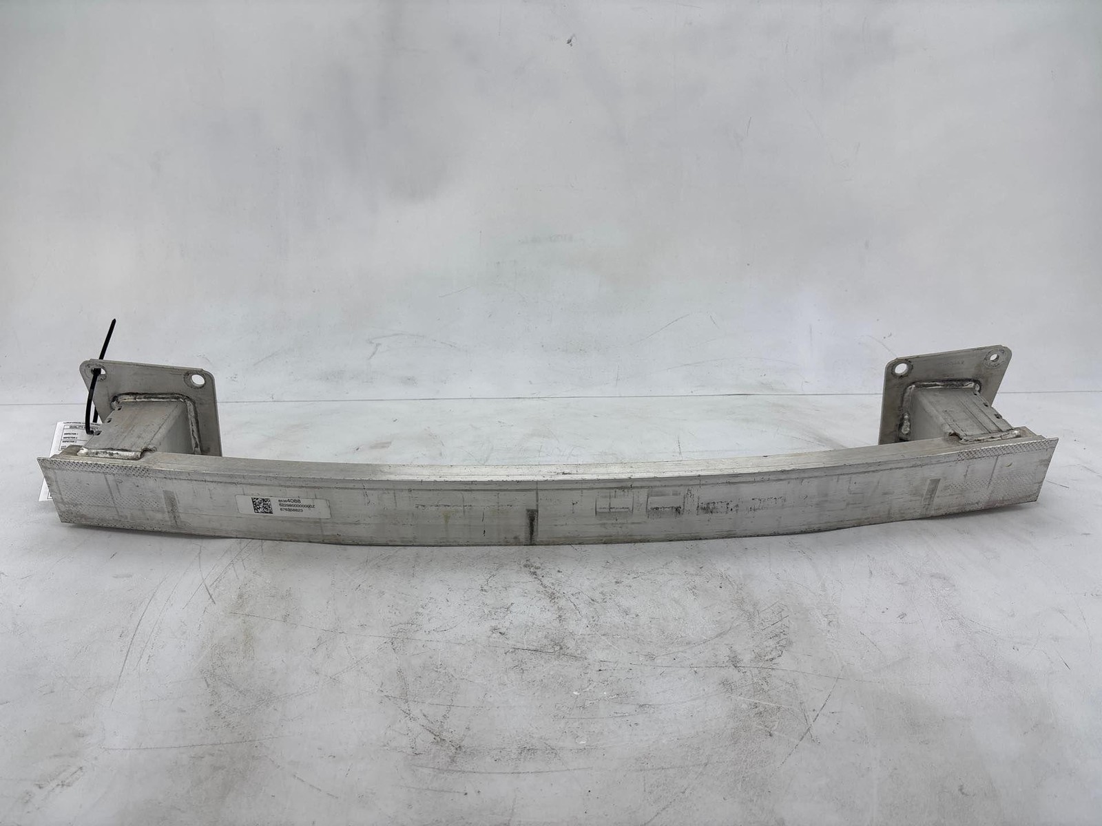 2019-2024 Cadillac Xt4 Rear Bumper Reinforcement Impact Bar 84384088 Oem