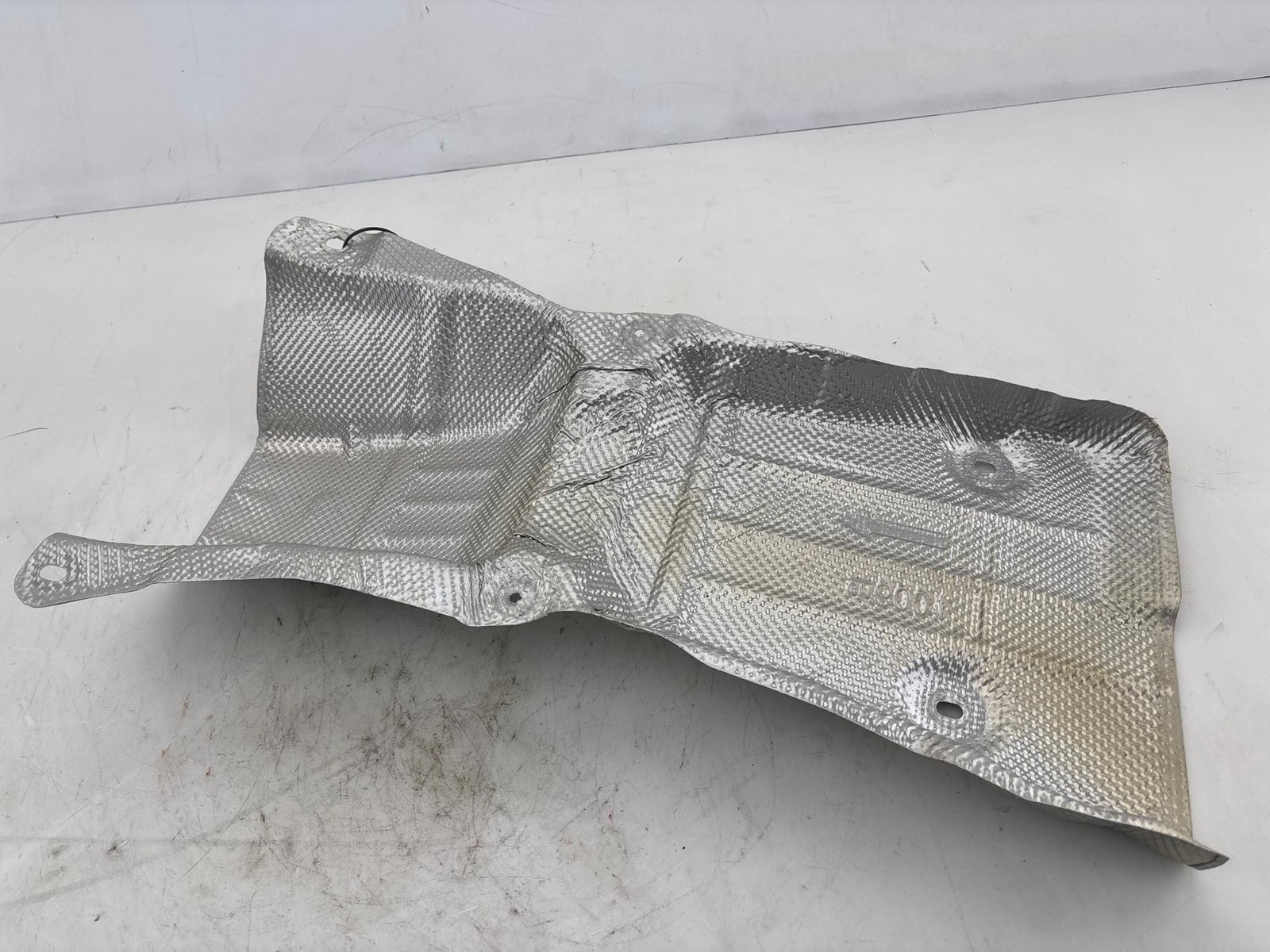2021-2025 Chevrolet Trailblazer Exhaust Center Heat Shield Cover OEM 42486001