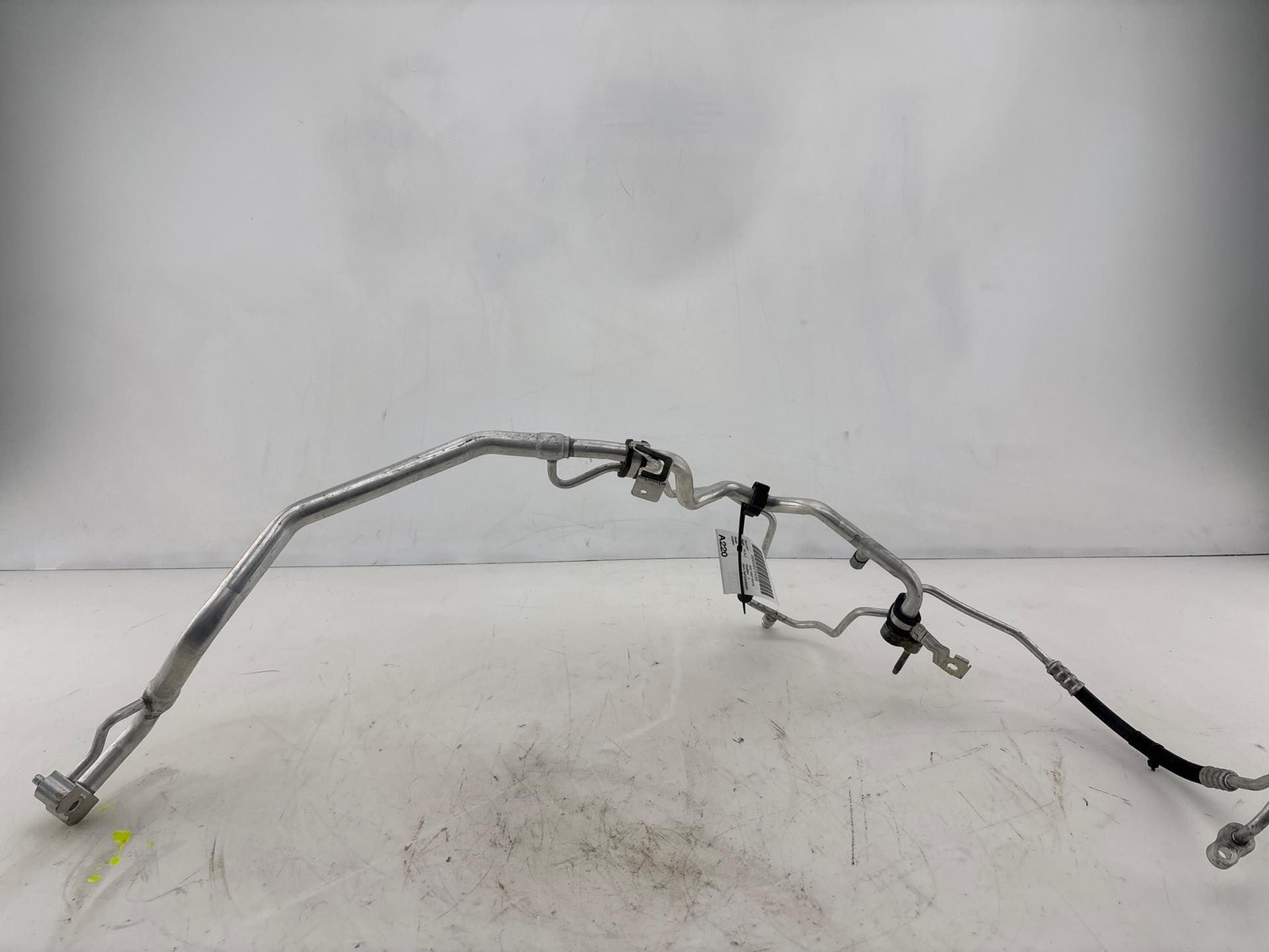 2021-2023 Chevrolet Trailblazer A/C Refrigerant Liquid Hose Pipe Line OEM