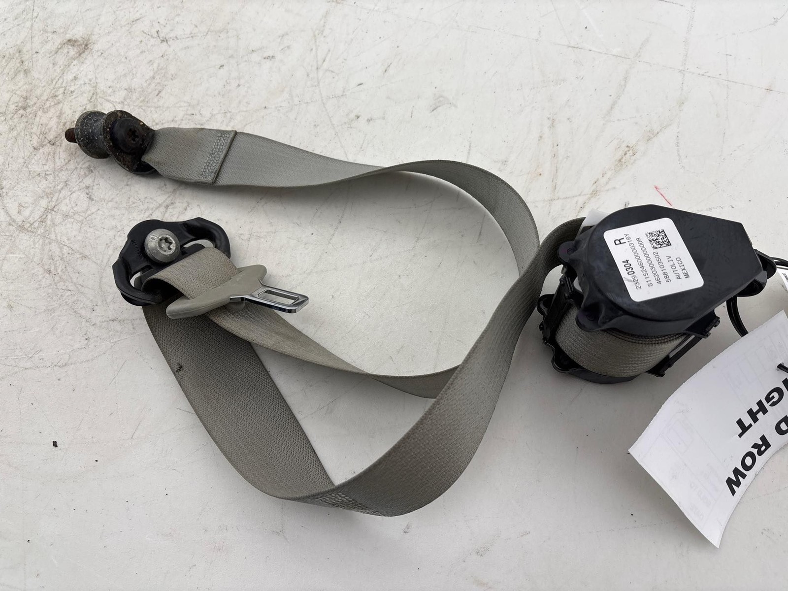 2009 - 2016 GMC Acadia Rear Right 2nd Row Seat Belt Retractor OEM