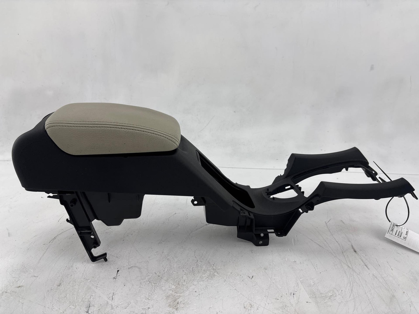 2009-2011 Saab 9-3 Front Floor Center Console W/ Armrest Lid Oem