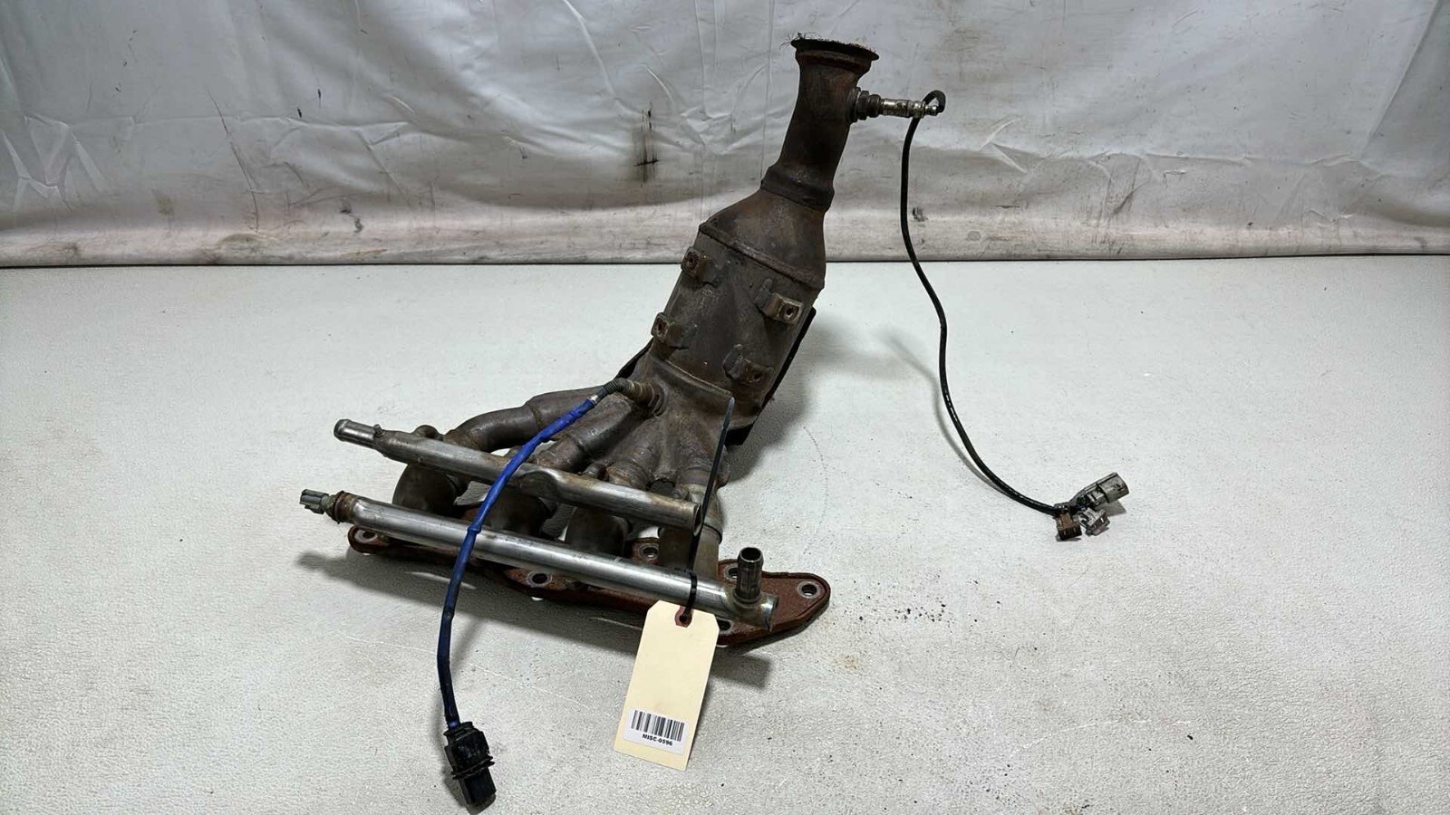 2012 - 2018 Ford Focus Fusion 2.0L FWD Genuine Gasoline Exhaust Manifold OEM