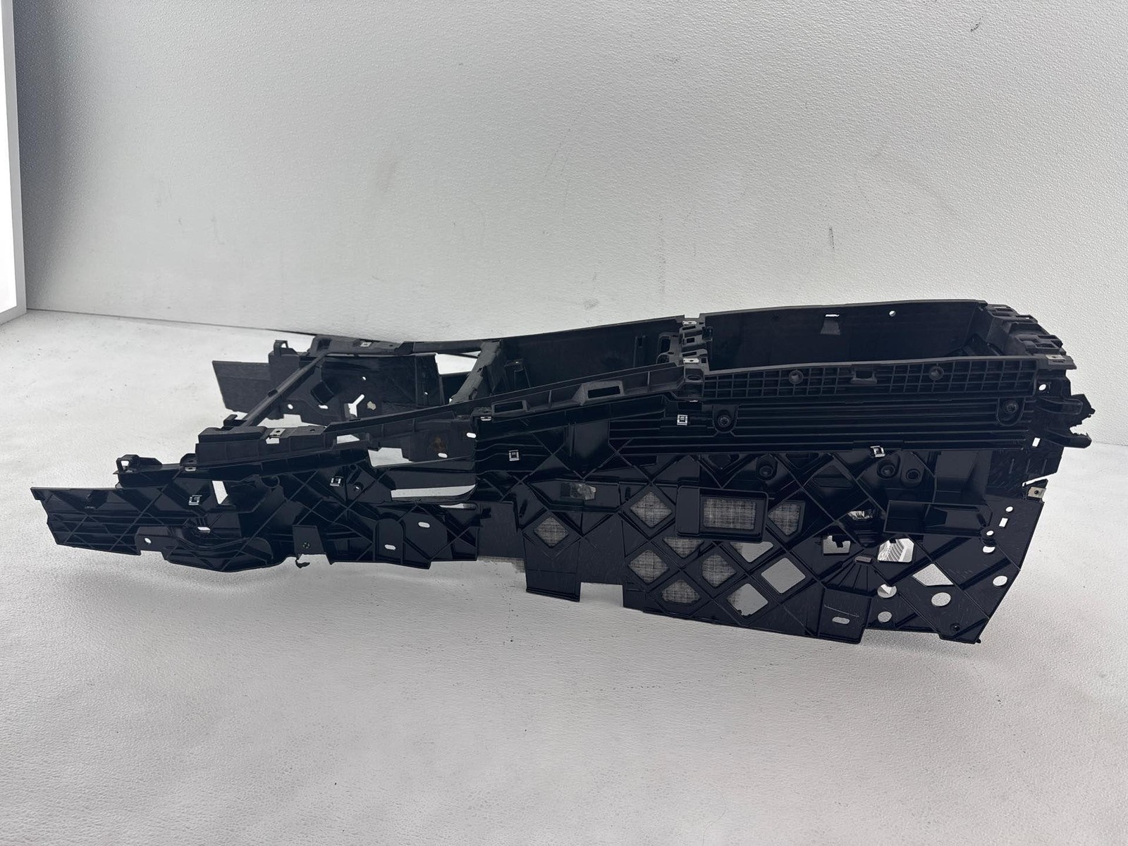 2010 - 2013 Bmw X5 E70 Front Center Console Base Frame Oem