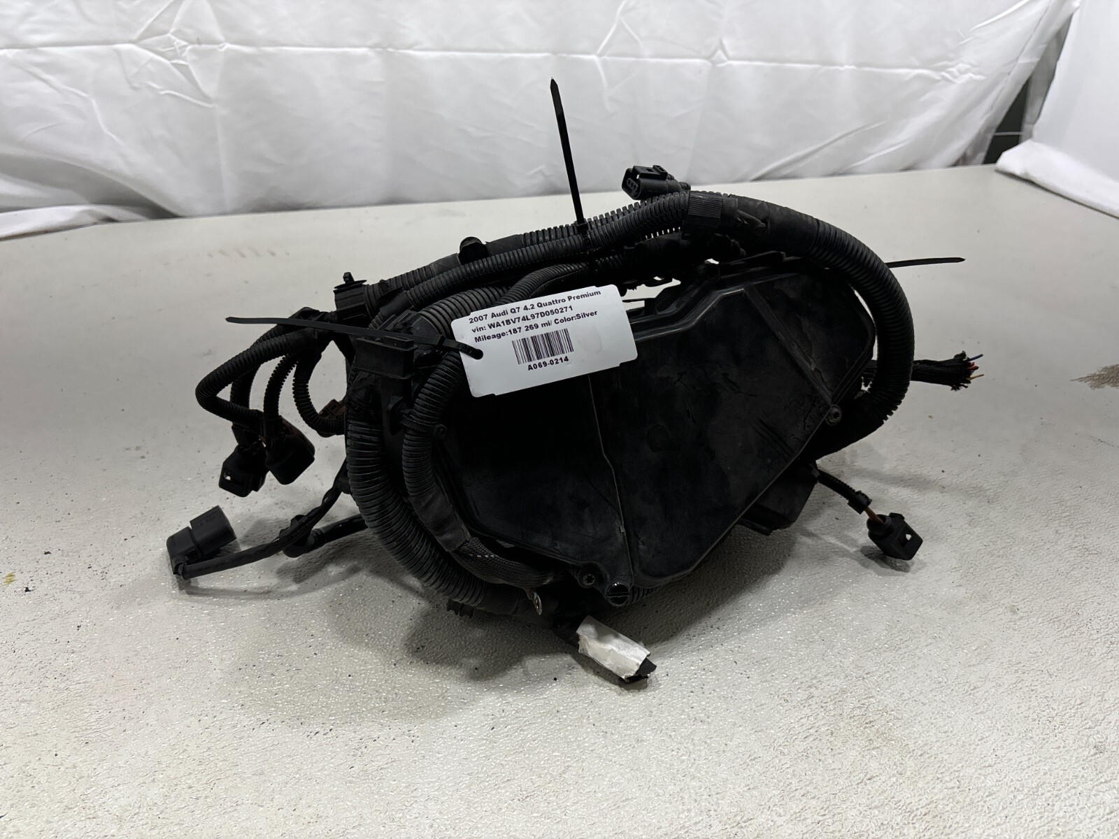 2007-15 Audi Q7 4.2 Quattro Premium Engine Compartment Wiring Harness Black OEM