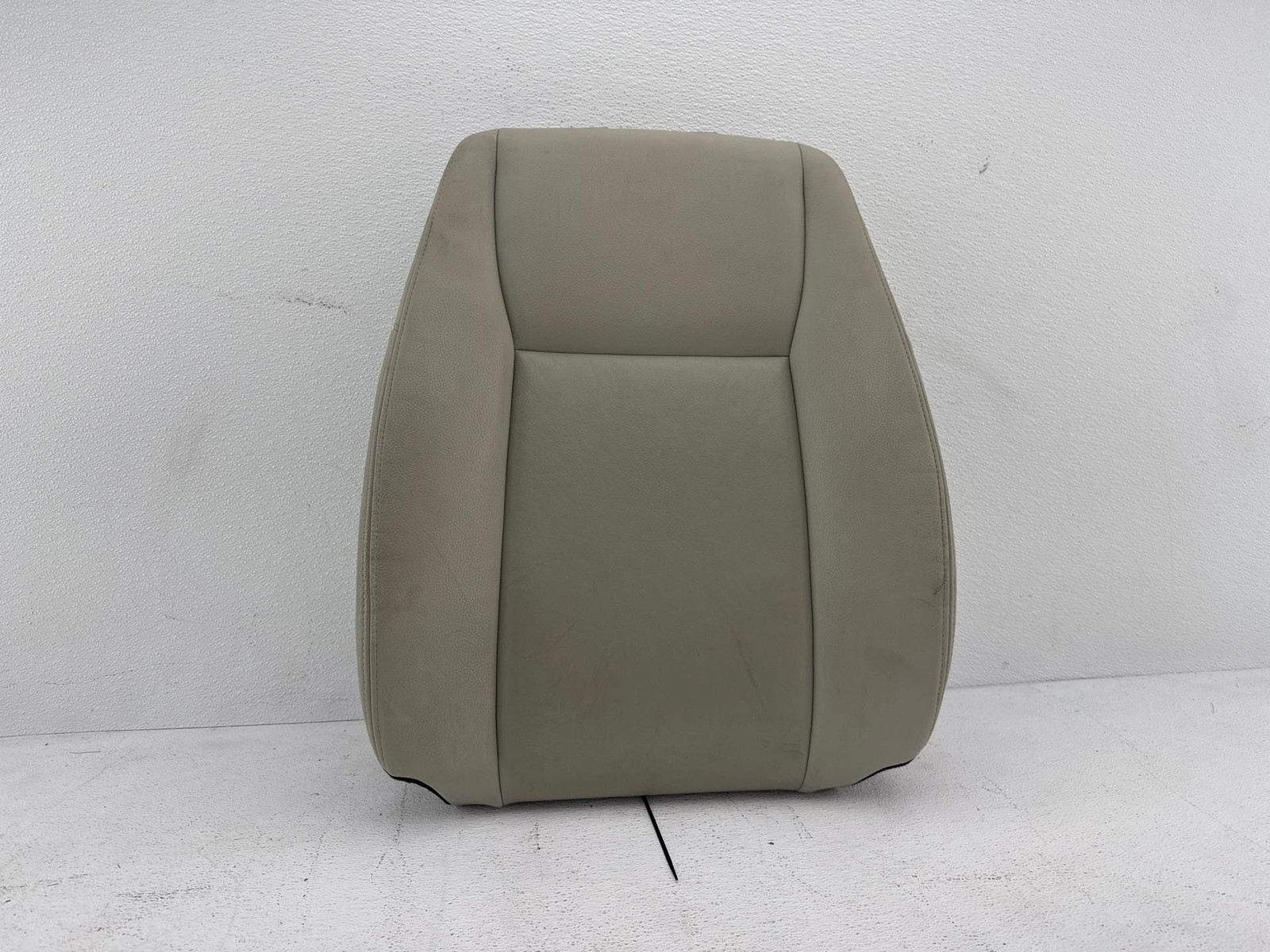 2003-2011 Saab 9-3 Front Right Upper Seat Cushion Oem