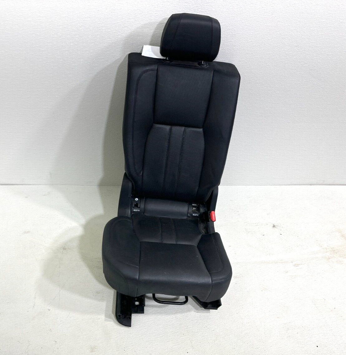 2015-2019 Land Rover Discovery Sport Rear Right Seat Assembly Black Oem
