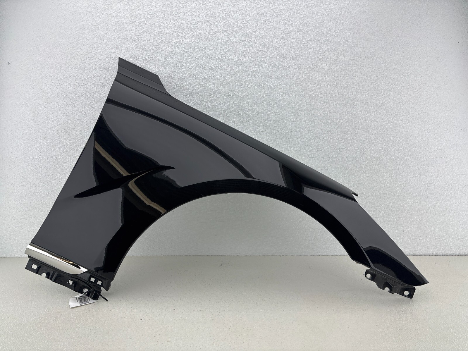 2017-2019 Hyundai Genesis G90 Front Right Passenger Side Fender Oem