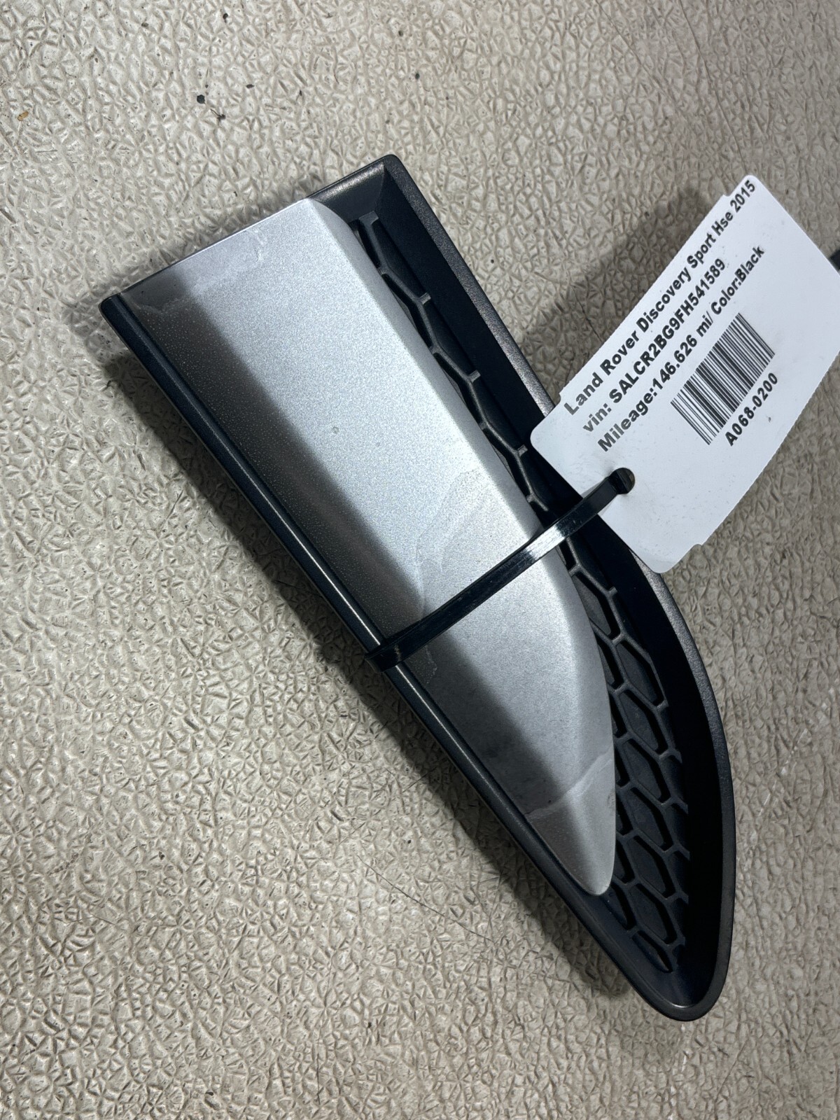 2015-2019 Land Rover Discovery Sport Front Rh Fender Cover Grille Shiny Gray Oem