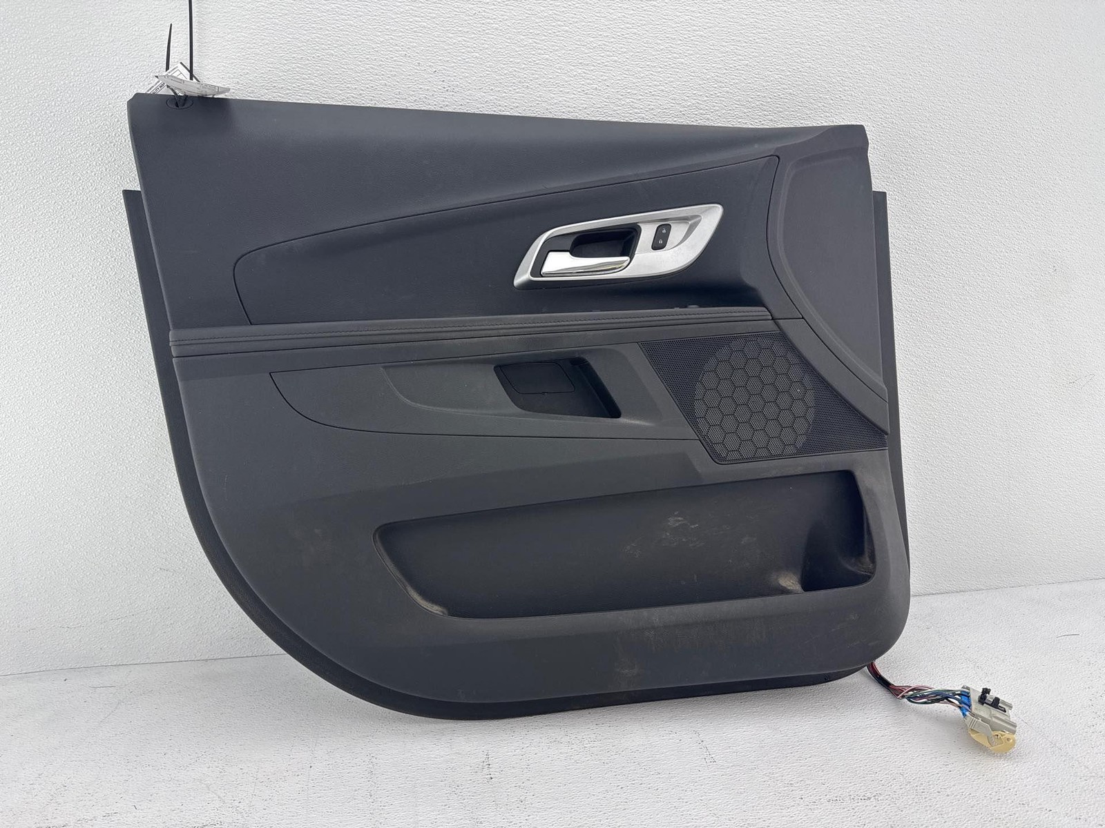 2012-2015 Chevrolet Equinox Front Left Door Trim Panel Oem