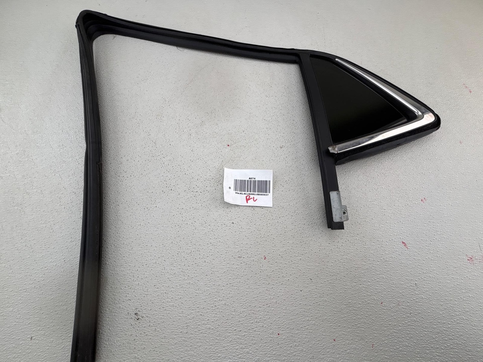 2013-2022 Buick Encore Left Rear Door Vent Glass 94533827 OEM