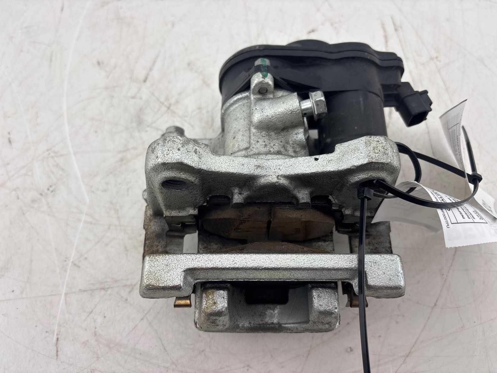 21-25 TOYOTA SIENNA 2.5L Rear Left Parking Brake Caliper Assembly OEM