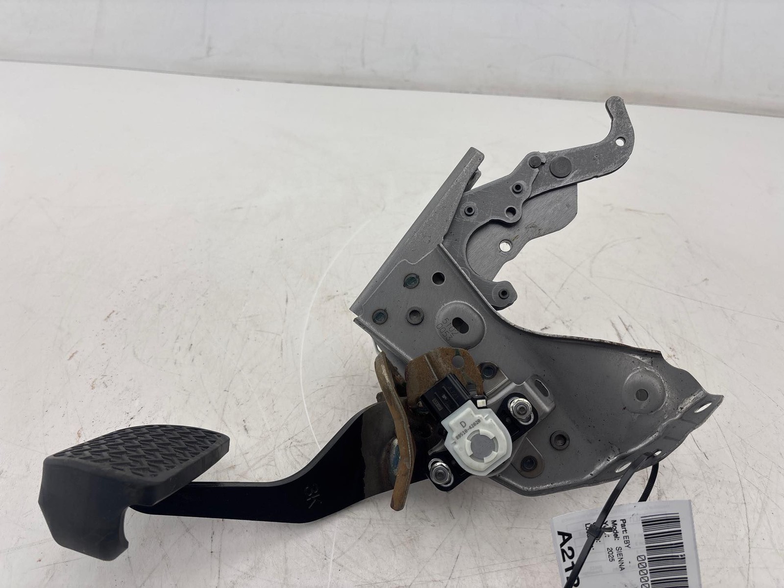 2025 Toyota Sienna Brake Pedal OEM