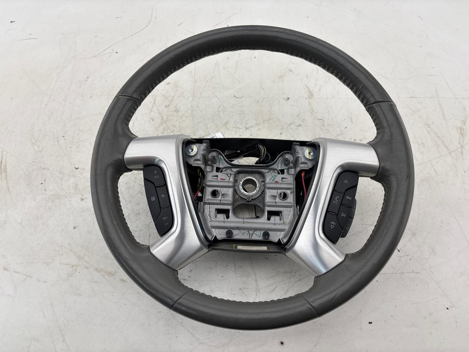 2013 - 2017 GMC Acadia Steering Wheel W/ Control Switch Button OEM