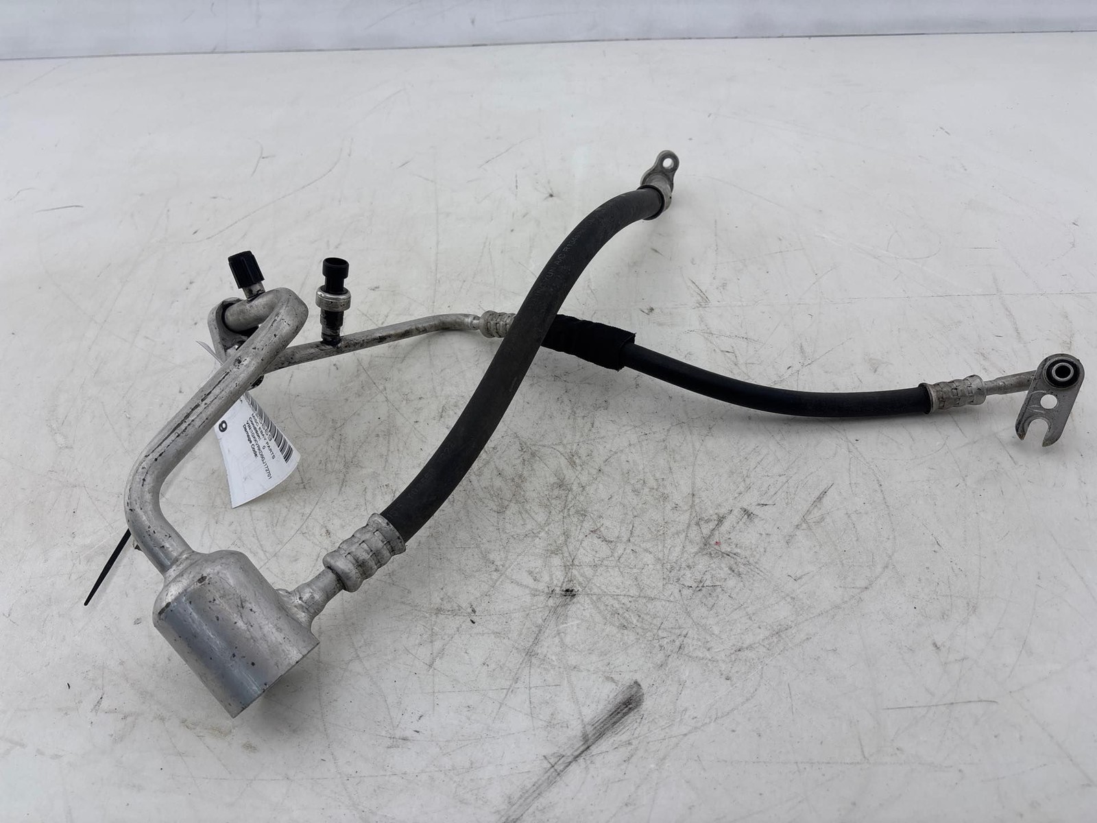 2013 - 2017 GMC Acadia Air Conditioner AC Discharge Suction Hose OEM
