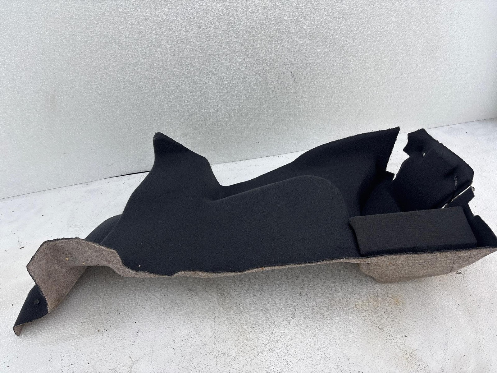 2000-2002 Audi S4 Rear Right Quarter Trunk Panel Trim Oem