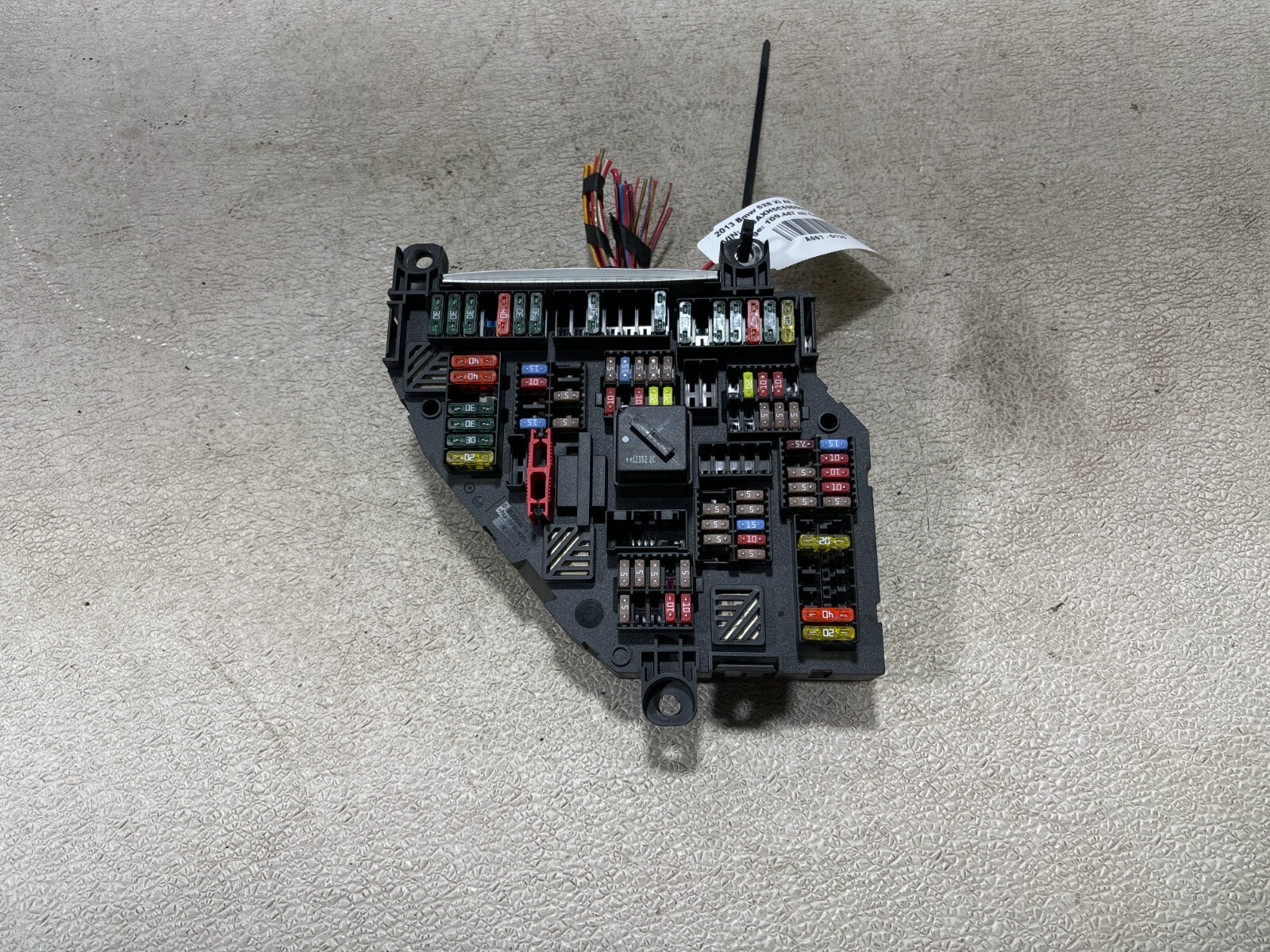 2011-2016 Bmw 528Xi Awd 750I Electrical Power Distribution Fuse Box Oem 9267980