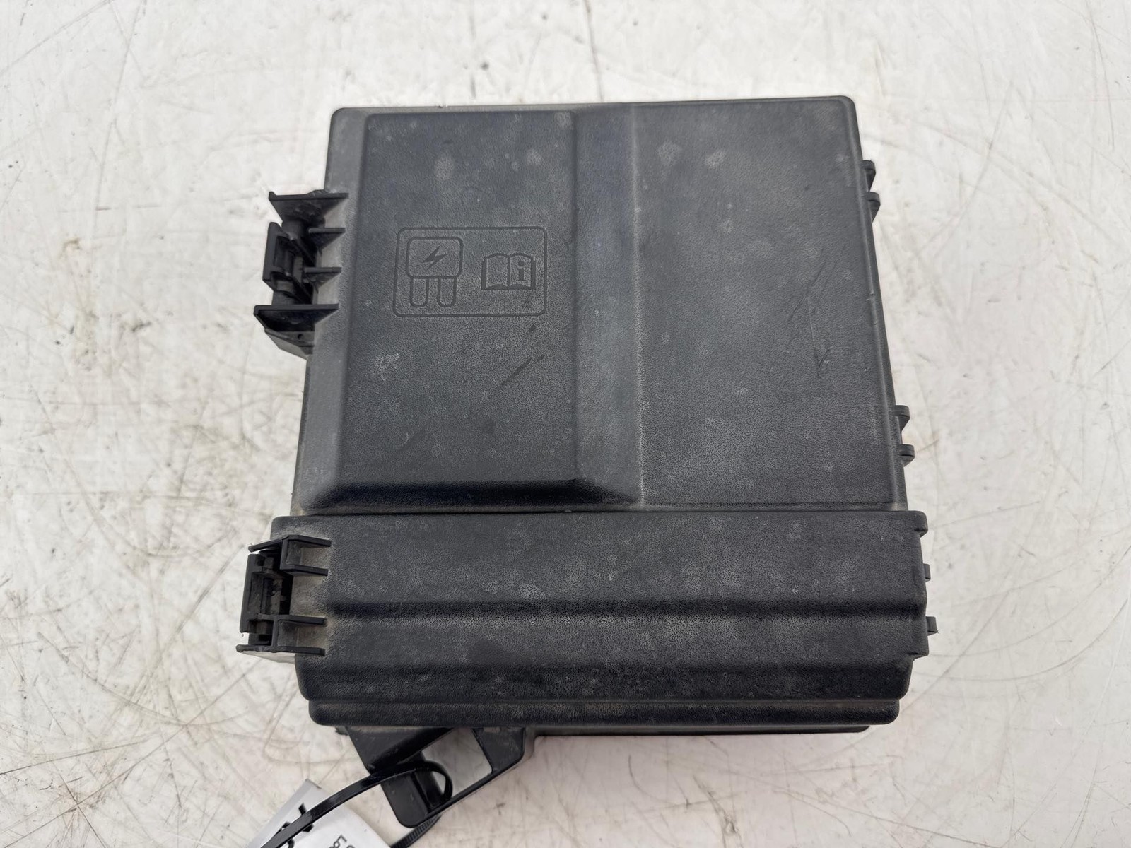 2018-2020 Ford F-150 2.7L Engine Fuse Box OEM