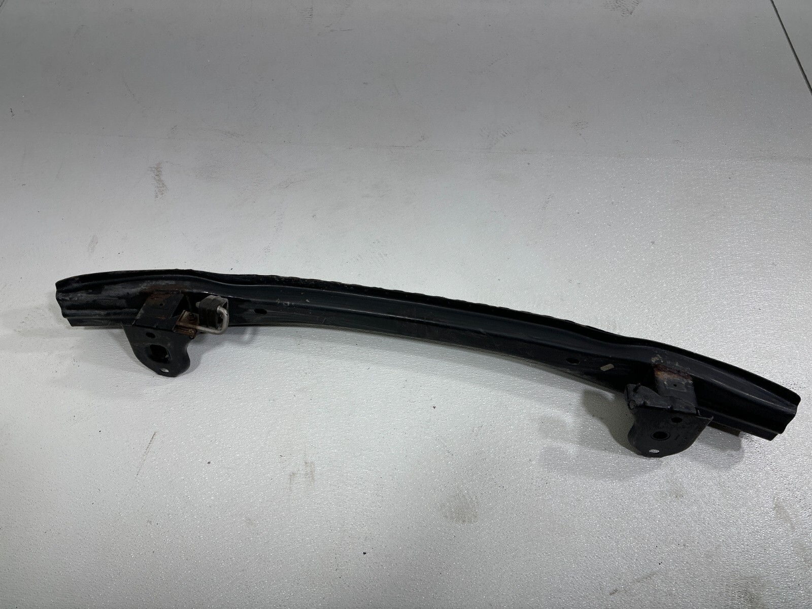 2011 - 2016 Bmw 5 Series F10 528I Xdrive Rear Crash Reinforcement Bar Black Oem