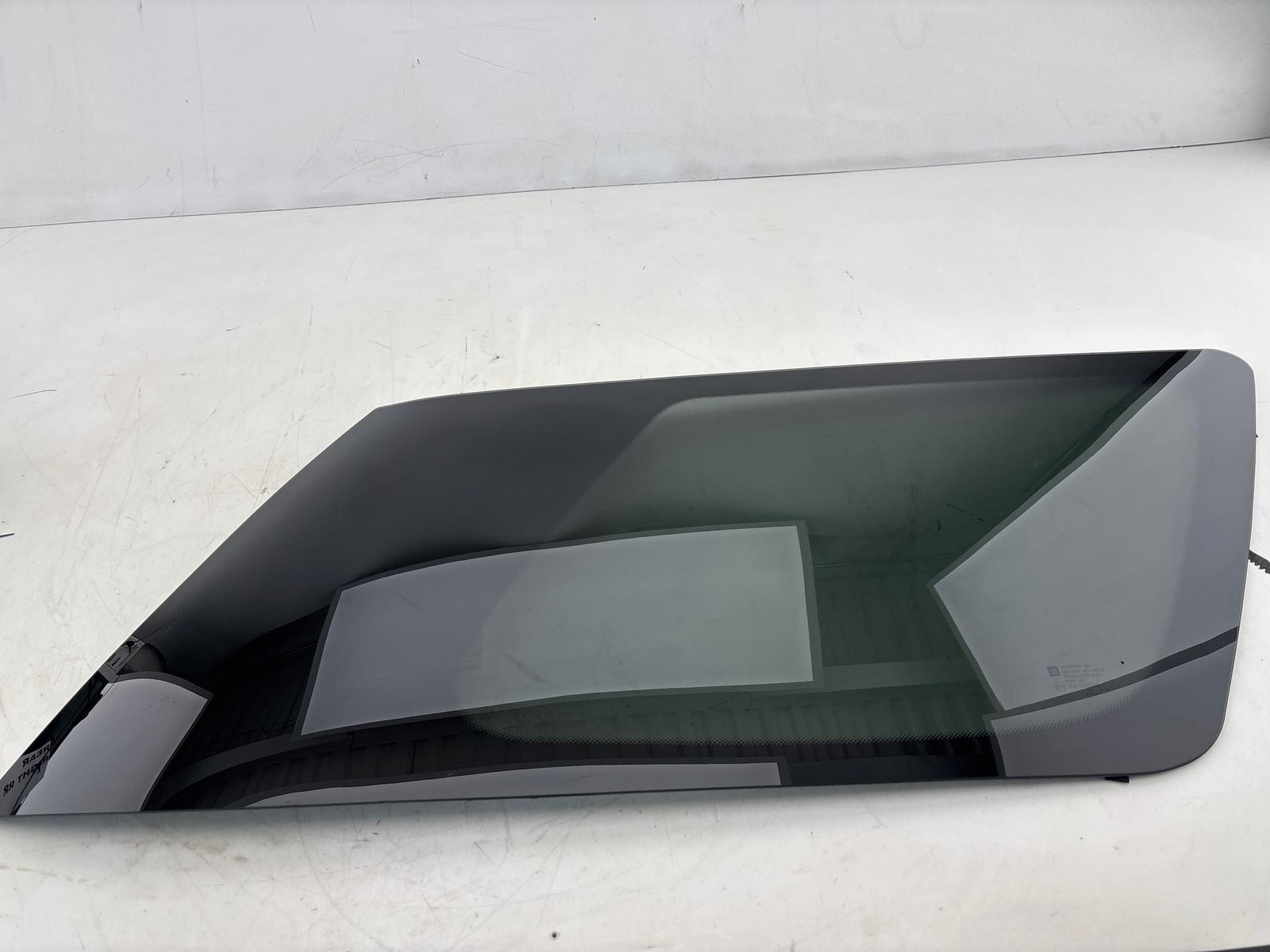 2013 - 2017 GMC Acadia Rear Right Passenger Side Quarter Window Glass OEM