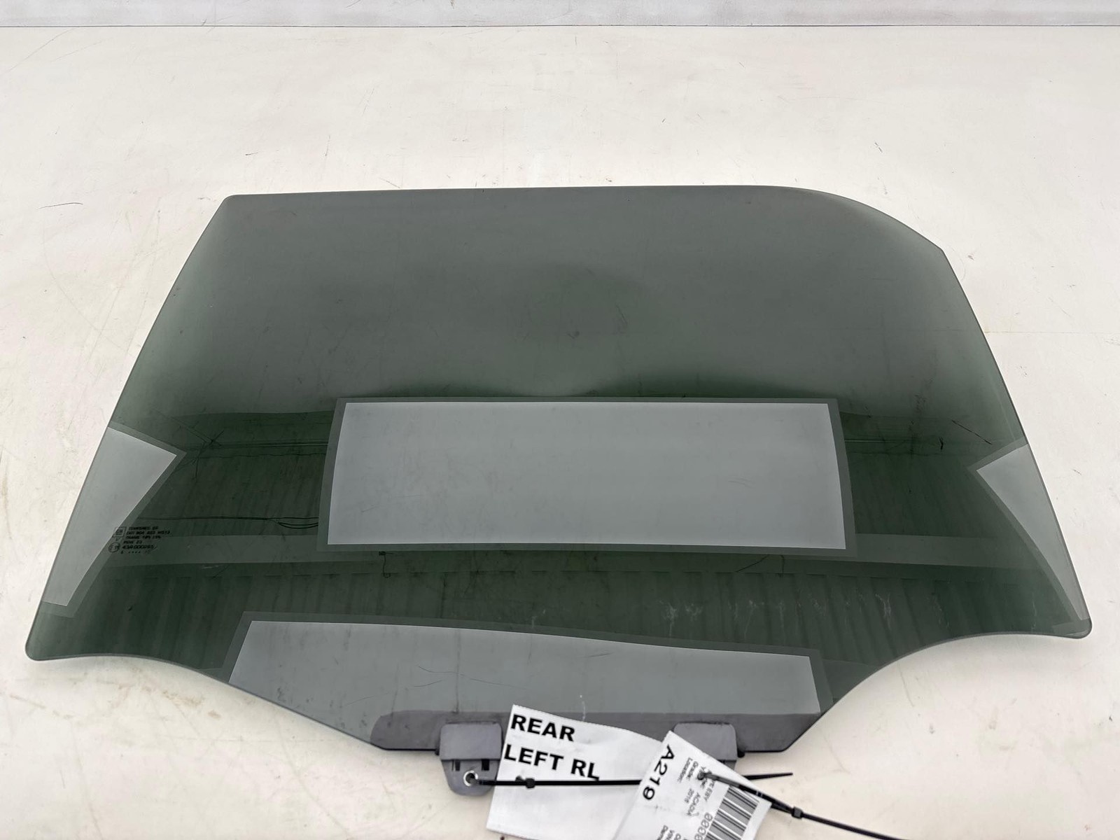 2007 - 2017 GMC Acadia Rear Left Driver Side Door Window Glass OEM