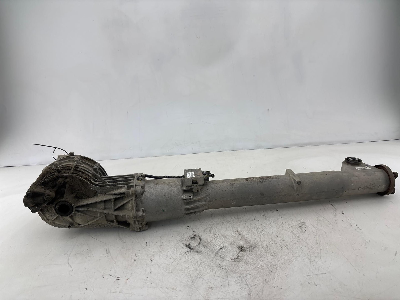 2007-2017 GMC Acadia Rear Axle Differential Carrier Assembly W/ Torque Tube OEM