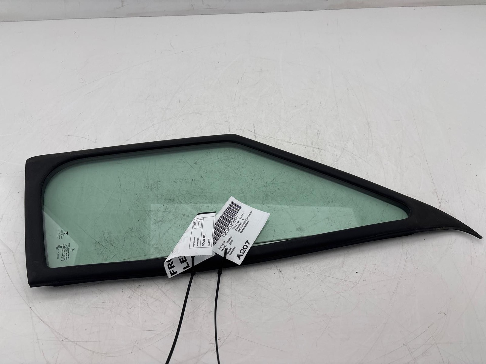 2019-2022 Mercedes Sprinter 3500 Front Left Side Door Window Vent Glass OEM