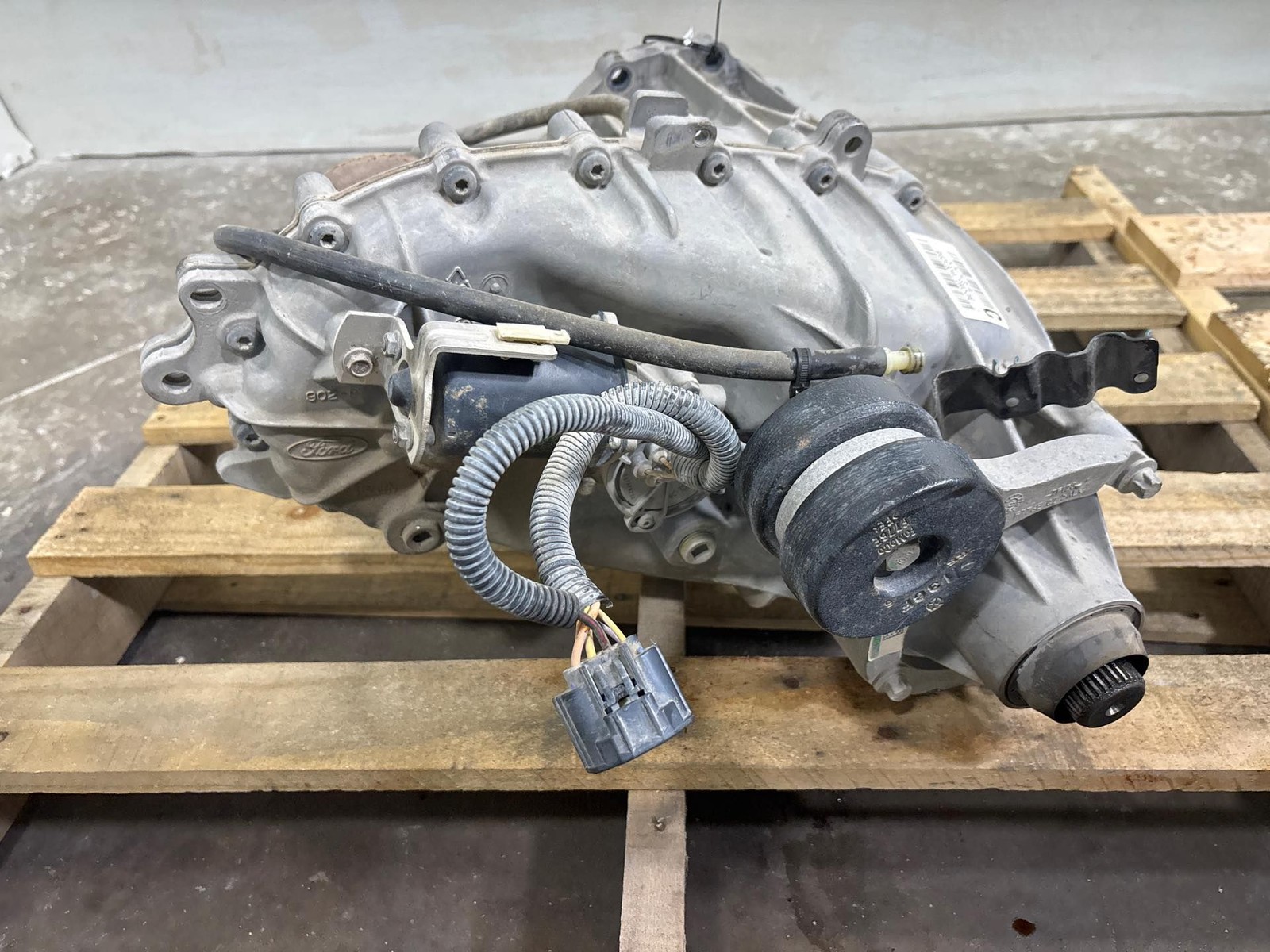 2015-2020 Ford F-150 2.7L Transfer Case Assembly OEM HL34-7A195-AE