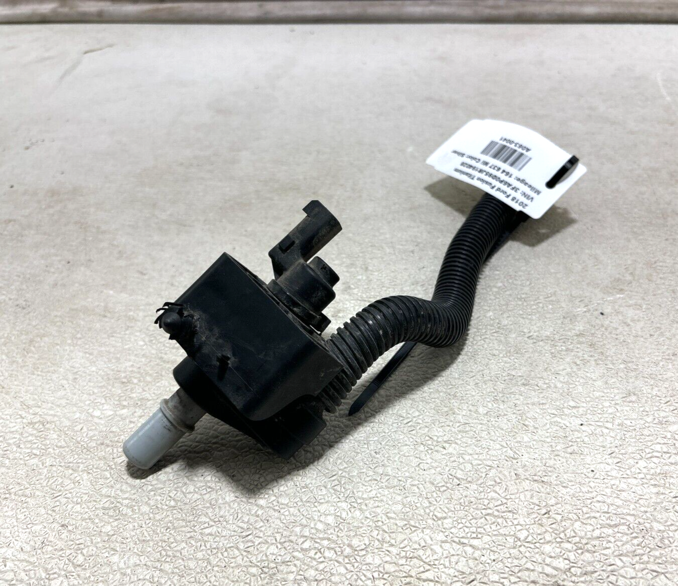 2017-2020 Ford Fusion Fuel Emission Vapor Connector Hose Tube Pipe Oem