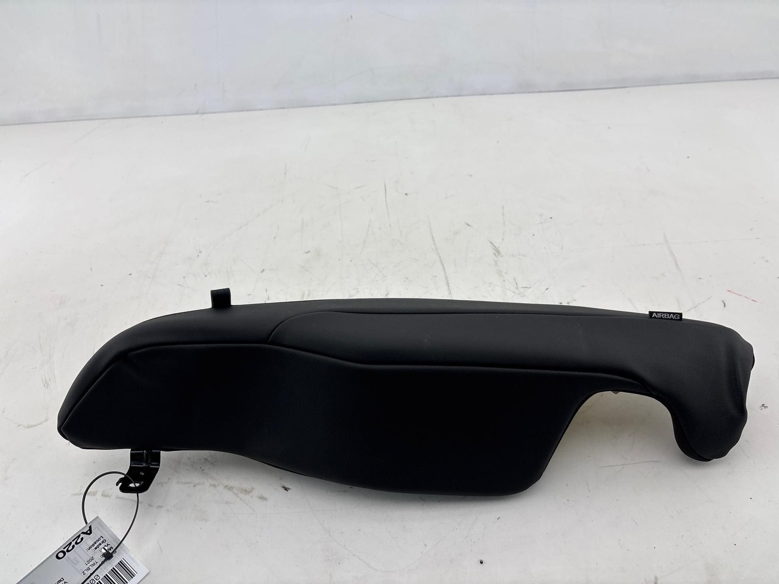 2021-2025 Chevrolet Trailblazer 1.2L Rear Left Seat Bolster Cover OEM