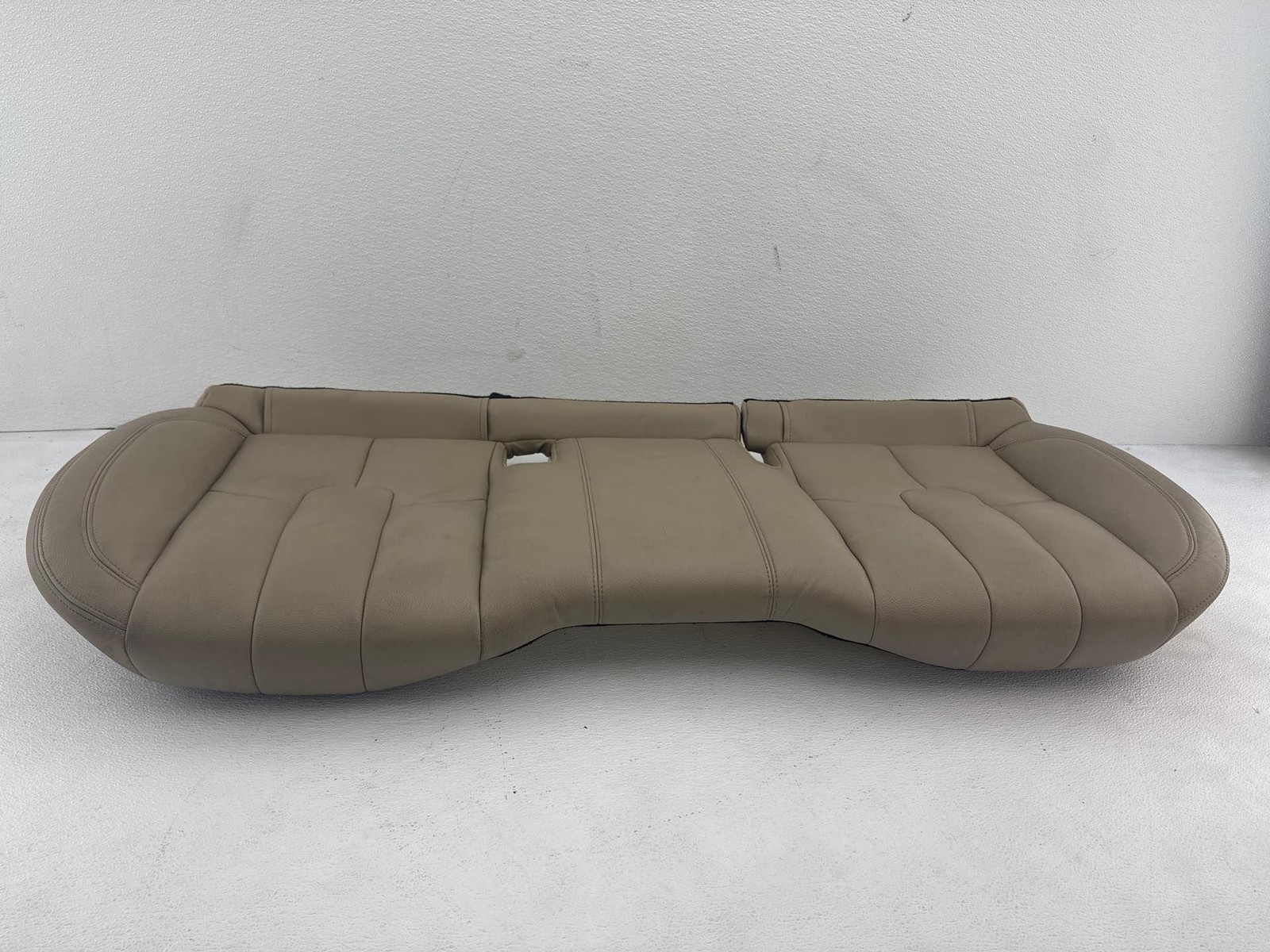 12-15 Lr Range Rover Evoque L538 Rear Back Lower Bottom Seat Cushion Beige Oem