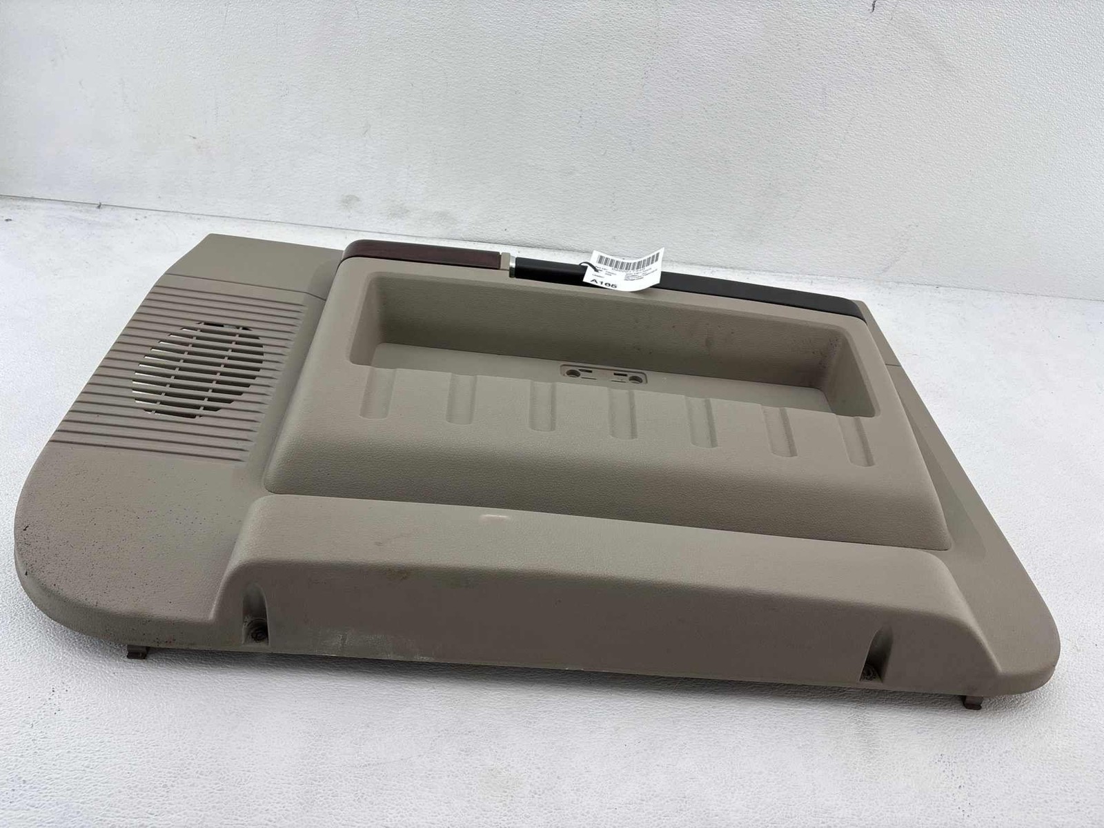 2008 Ford F-350 Front Right Door Trim Panel Oem