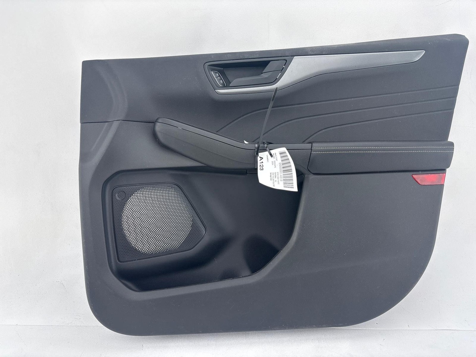 23-25 Ford Escape Front Passenger Side Door Panel Trim Cover