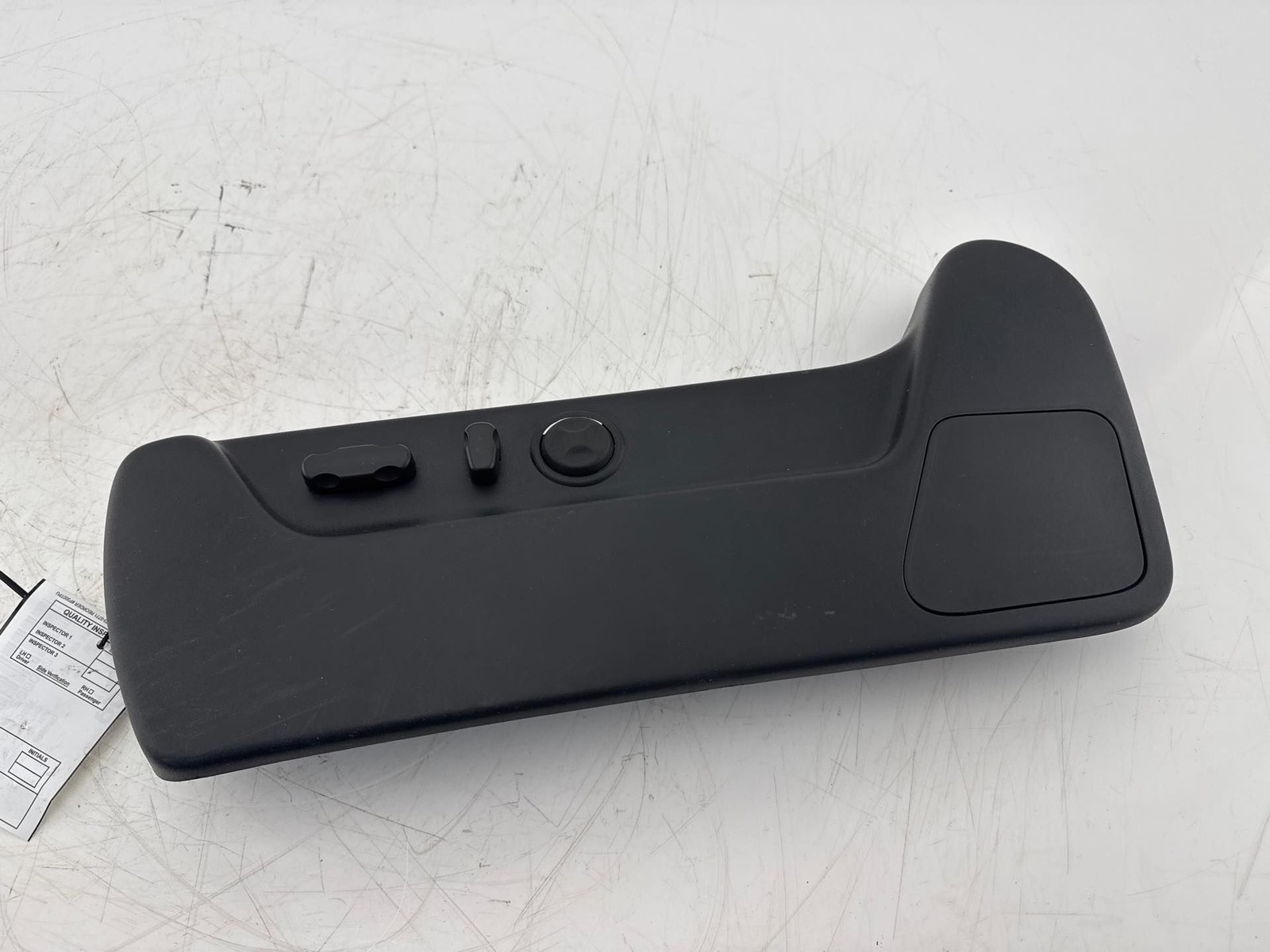 2007-2014 Chevrolet Tahoe Front Left Seat Control Switch & Trim Cover OEM