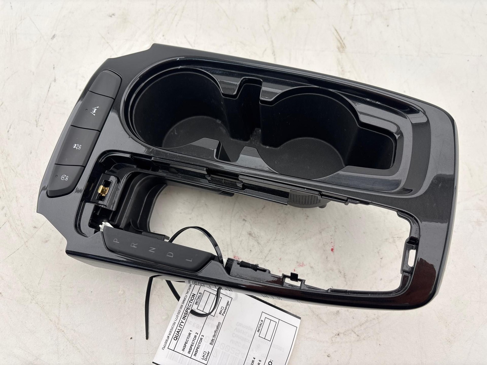 2021-2025 Chevrolet Trailblazer Floor Center Console Cup Holder Trim Panel OEM