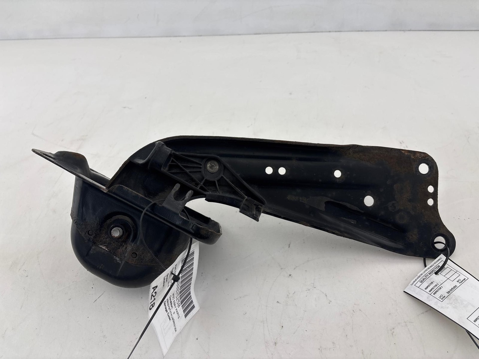 2015-2021 Volkswagen Golf GTI Rear Left Side Lower Trailing Control Arm OEM