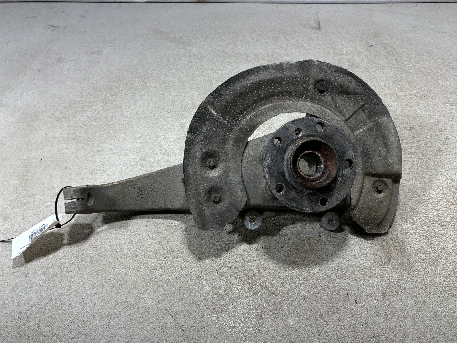 2011-2016 Bmw 528Xi 5Series F10 Front Right Steering Knuckle Silver Oem Aimgsicu