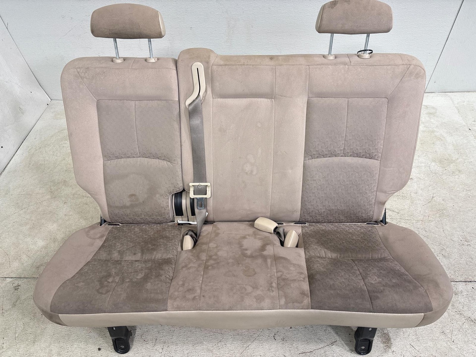 2002-2007 Saturn Vue Rear Seat Assembly Oem