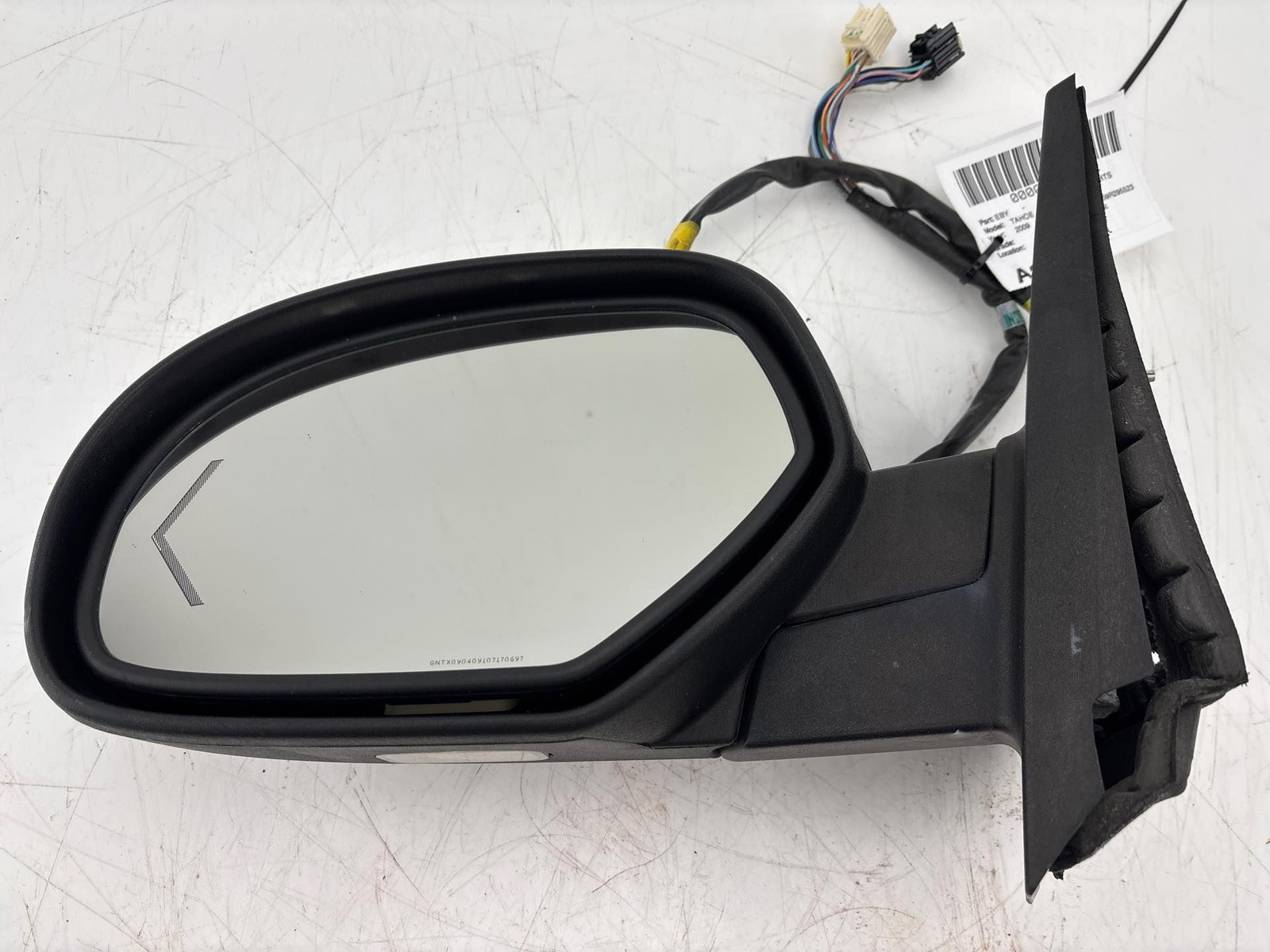 2009-2014 Chevrolet Tahoe Front Left Exterior Door View Mirror OEM