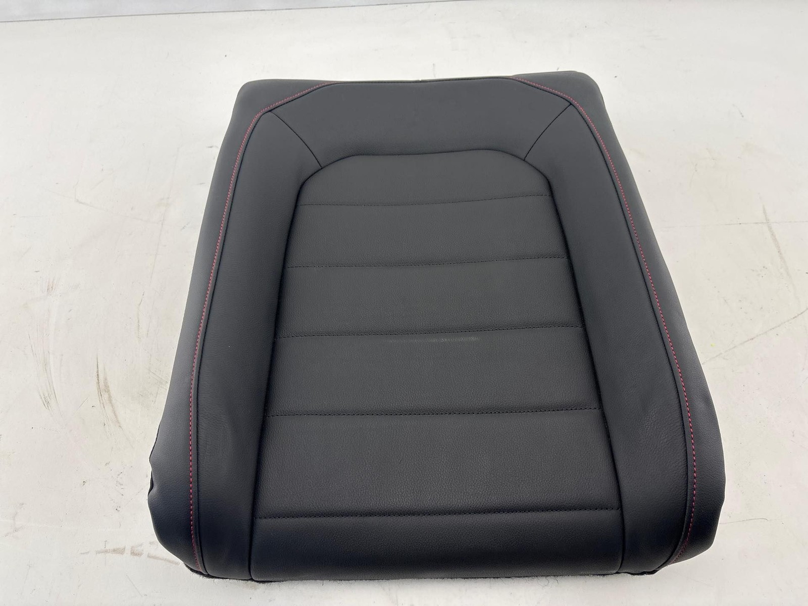 2015 - 2017 Volkswagen Golf GTI Rear Left Upper Seat Backrest Cushion OEM